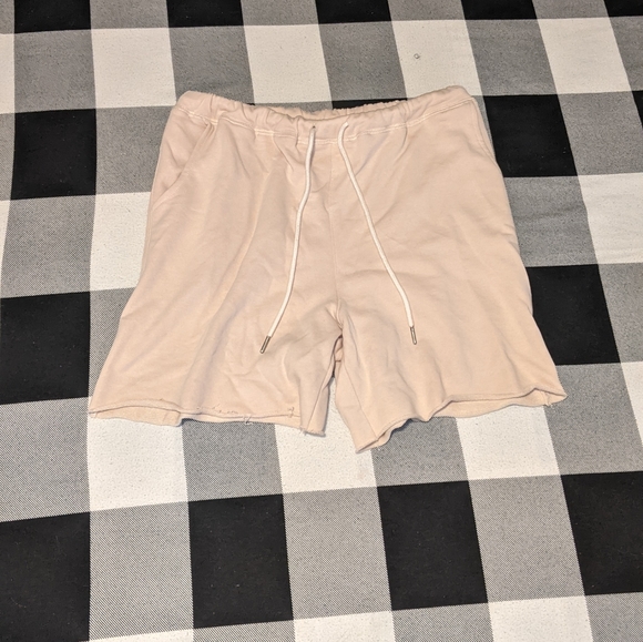 Cotton Candy LA cream sweat shorts - Picture 1 of 3
